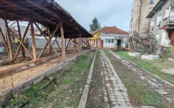 Къща с търговски потенциал на ул. Христо Ботев – Монтана